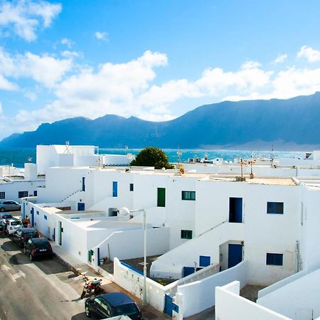 Atico Surf Apartment Famara Exterior photo