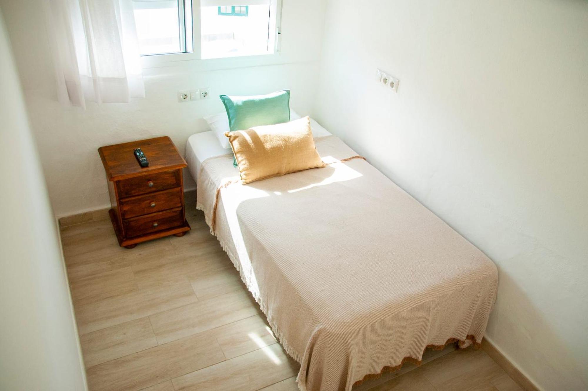 Atico Surf Apartment Famara Exterior photo